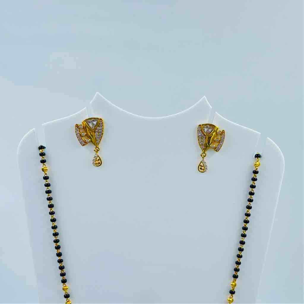916 Gold  Single Line Fancy Mangalsutra With Fancy Diamond Earrings