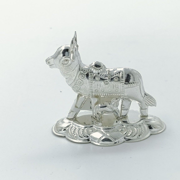 (गाय) Silver Design Cow Idol