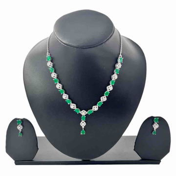 925 Sterling Silver Green Diamonds Necklace Set