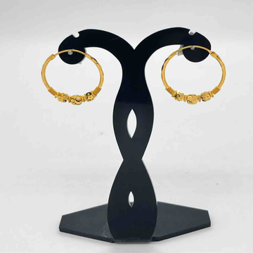 916 gold round design earrings