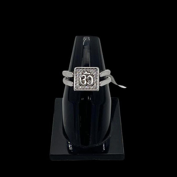 925 sterling silver gents om and sakhiya design ring