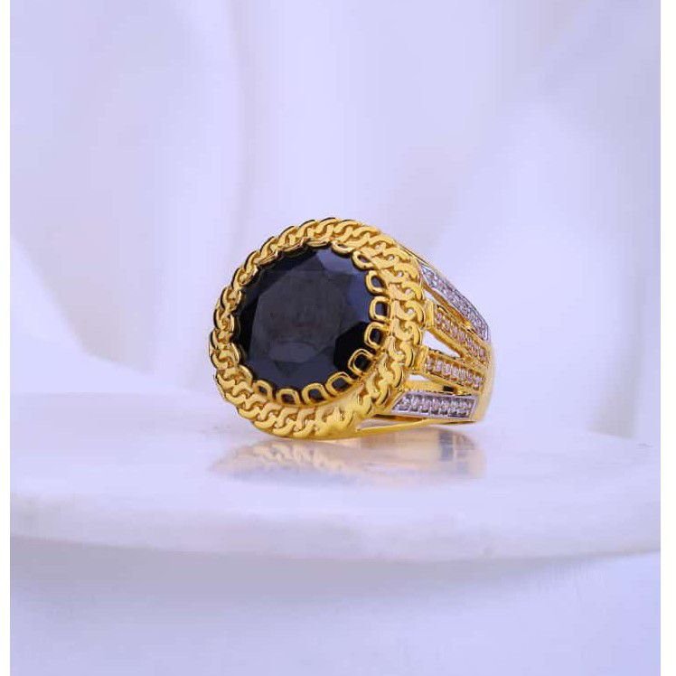 22k Gold Black Round Stone Gants Classy Ring