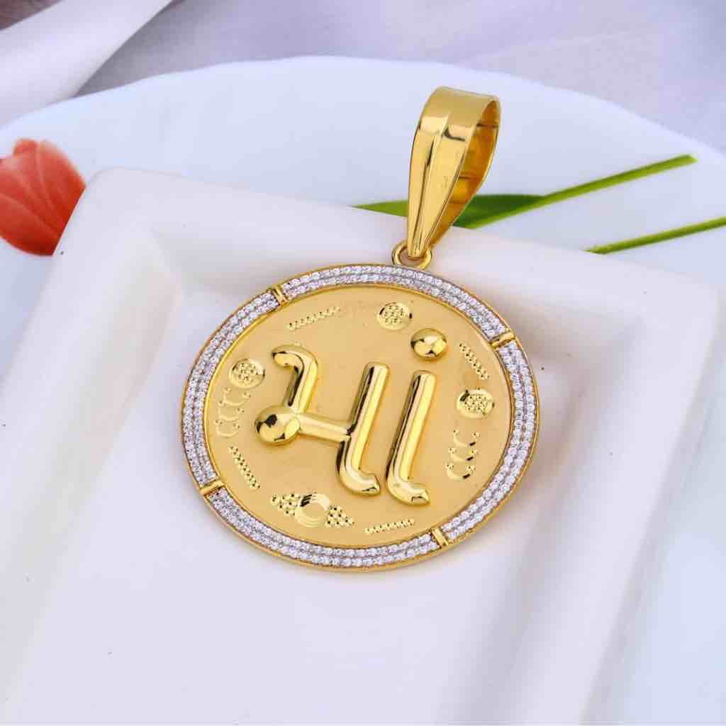 22k gold maa fansy round design pendant