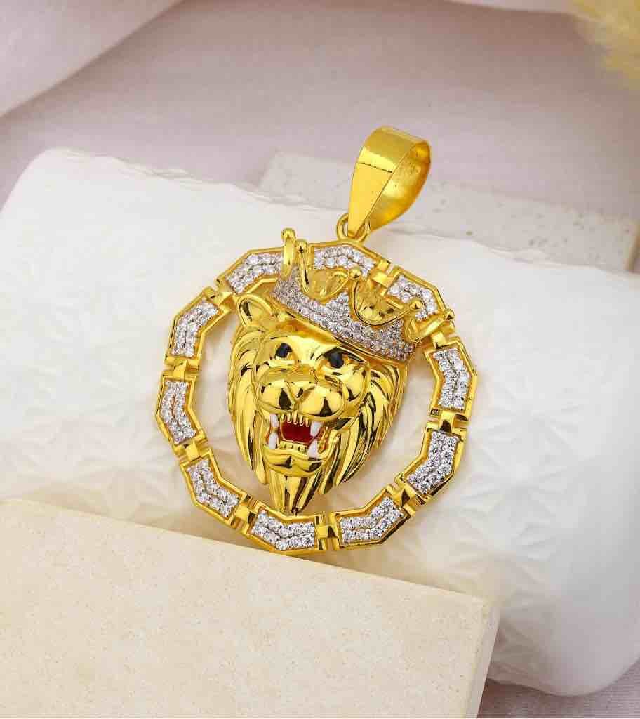 916 gold lion design gants heavy weight pendant