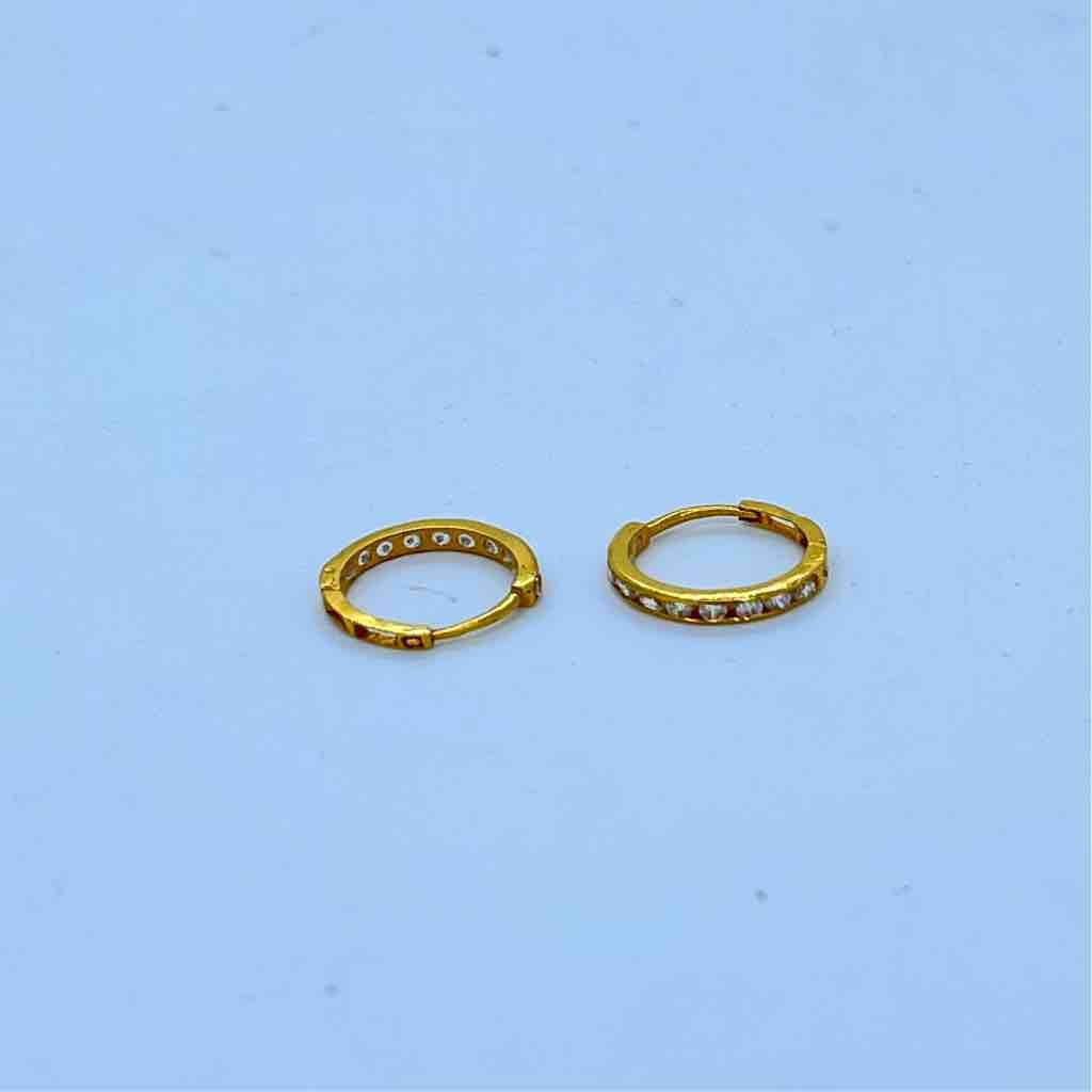 18k Gold  Design Diamond Earrings
